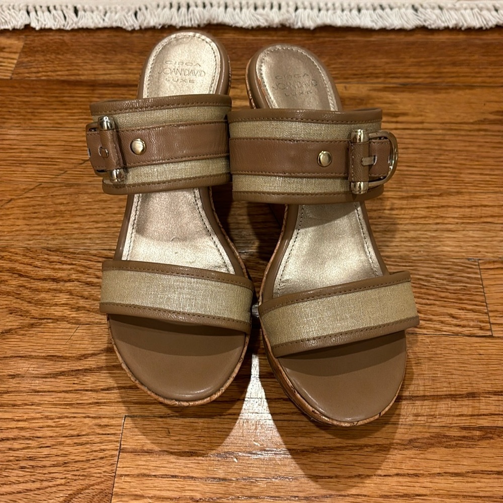 Joan and David sandals excellent condition